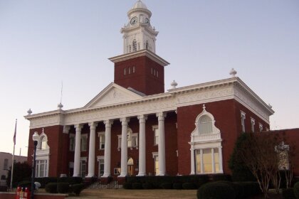 What to See in Alabama at Lee County - Tourist Attraction